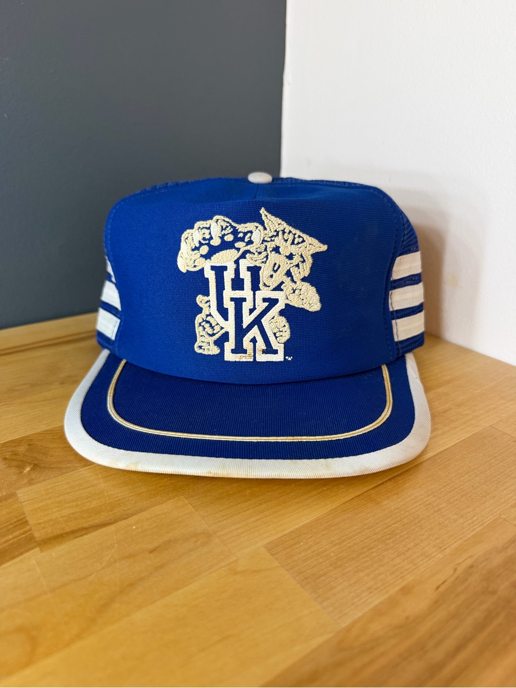 Vintage 80s Kentucky Wildcats Trucker Snapback Hat